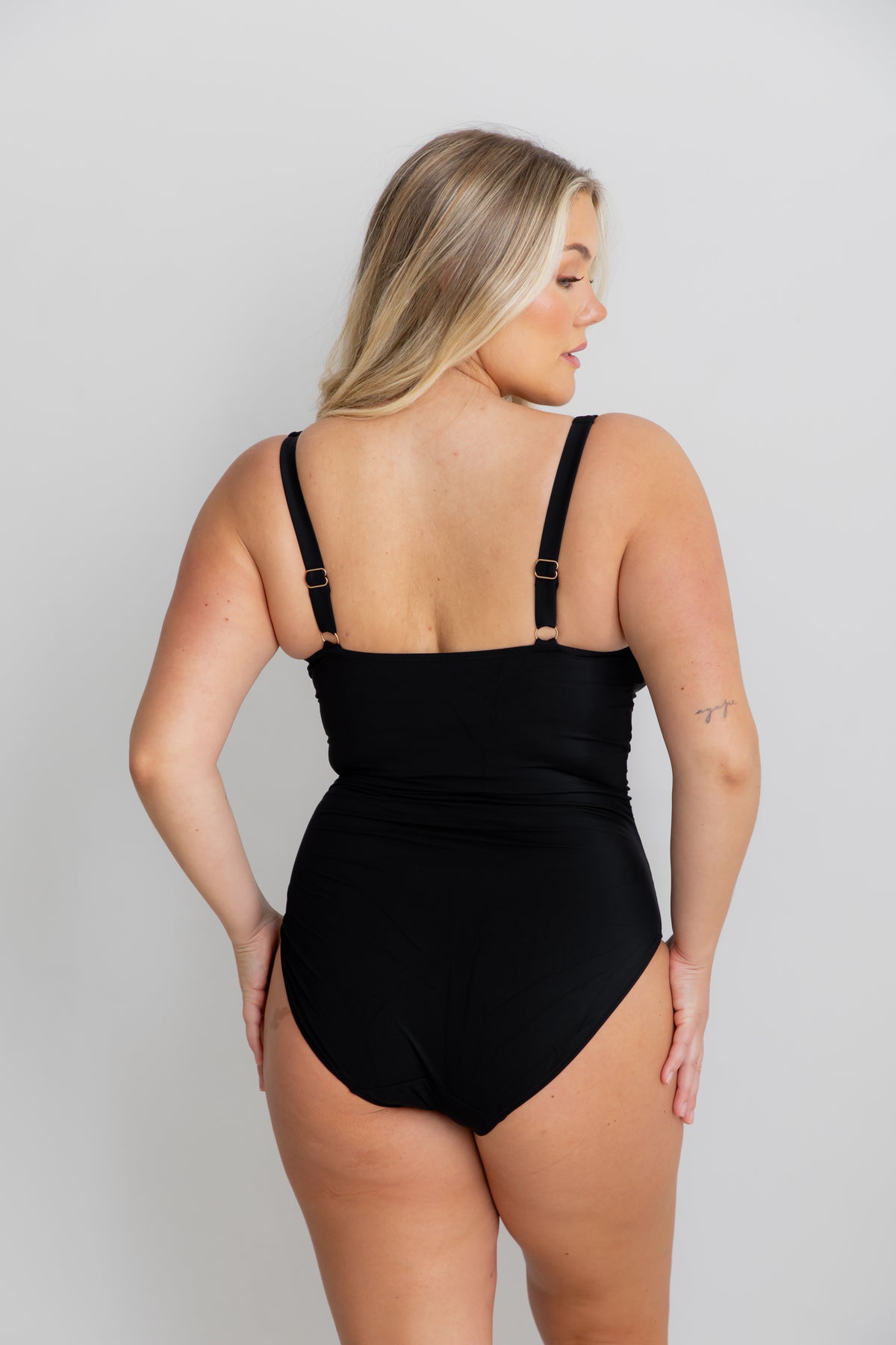 Capri One Piece Black Pearl