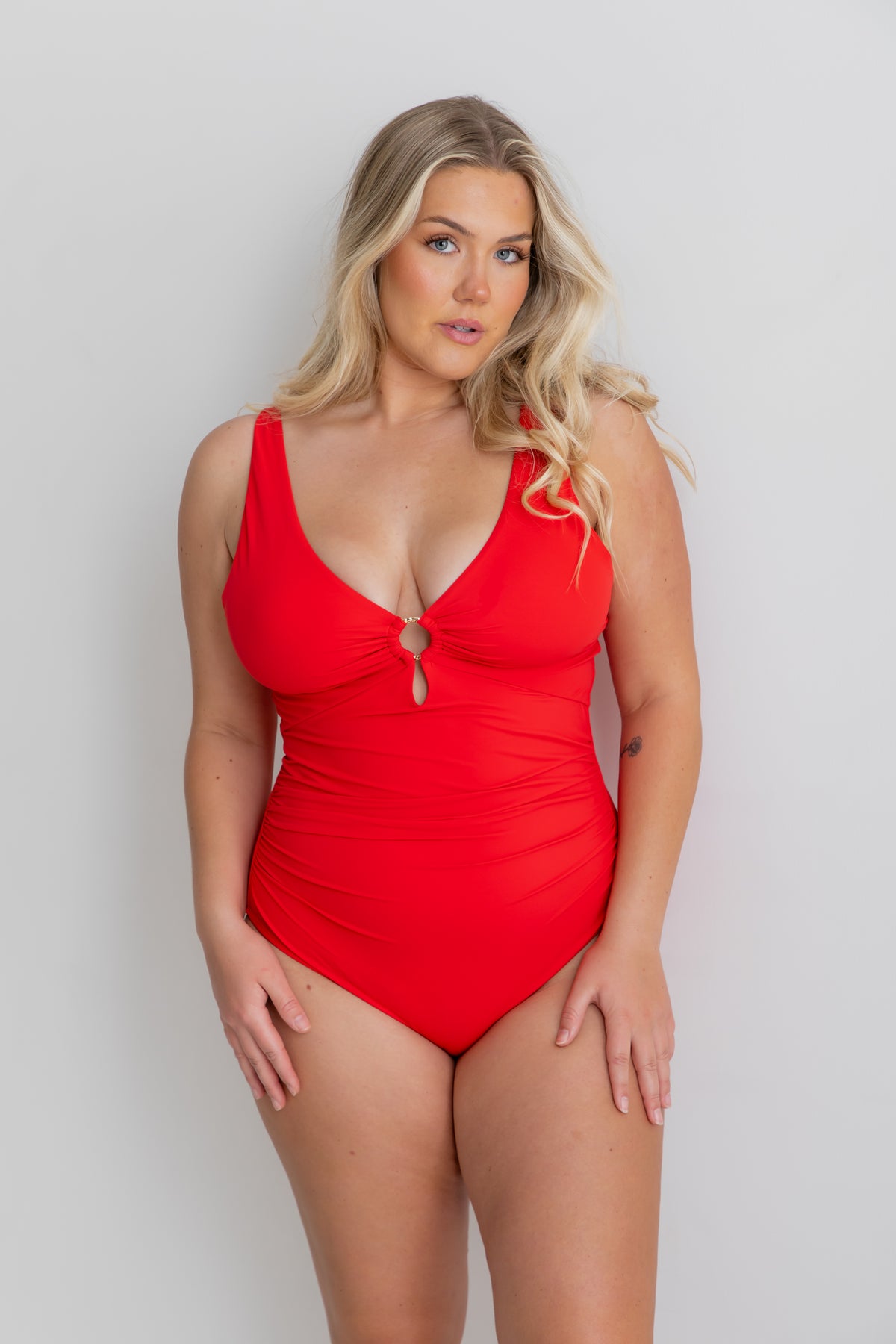Capri One Piece Hibiscus