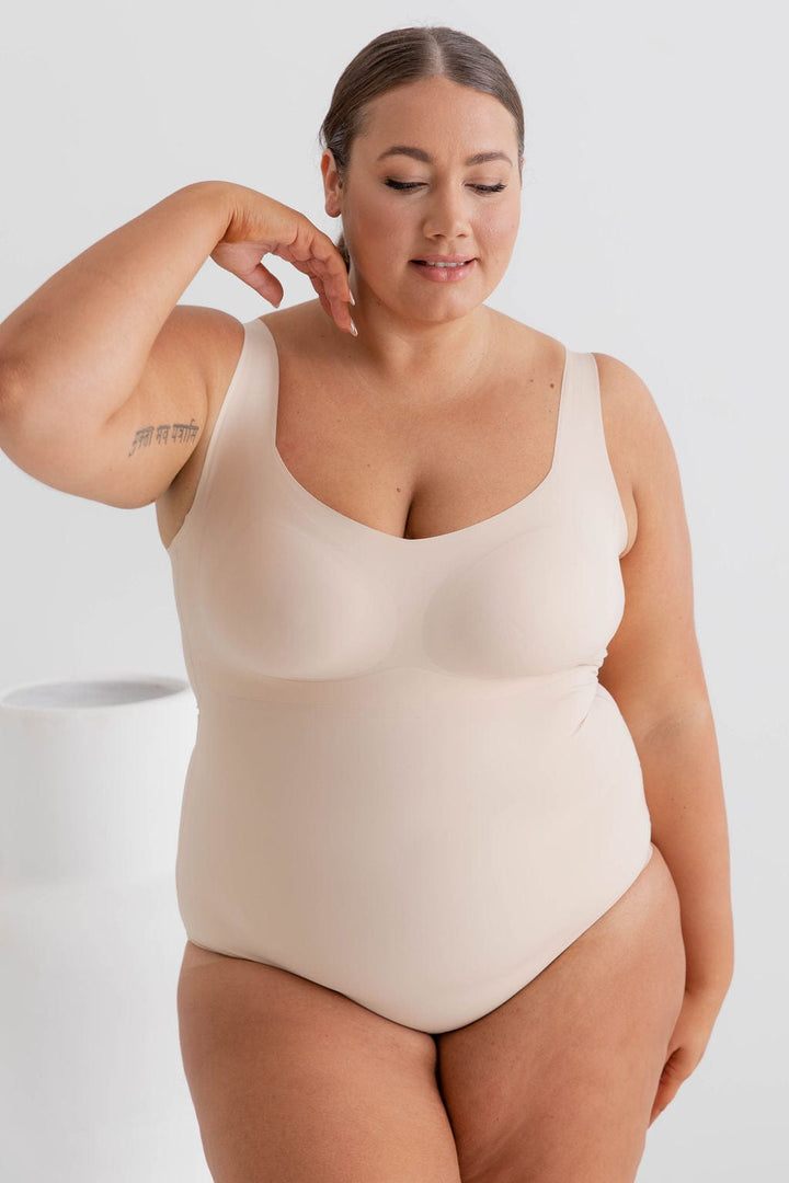 Seamless V Neck Bodysuit Nude - $28.00 - Bodysuit - Naked Curve